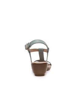 PAVIA PALE GREEN SCALE LEATHER