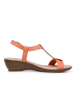 PAVIA PINK SCALE LEATHER