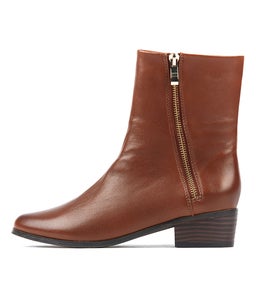 ESTRELLA TAN LEATHER
