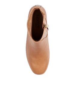 BAZAAR TAN LEATHER