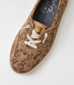 EZ BREEZY BW TAN CANVAS