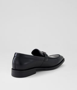 FOXTROT C8 BLACK SMOOTH