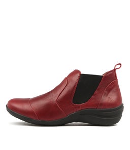 BEAUTY CF RED LEATHER