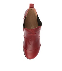 BEAUTY CF RED LEATHER