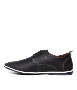 C FUSE CF NAVY NUBUCK