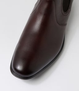 C PORTER CF CHESTNUT LEATHER