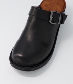 NAMSEY CF BLACK LEATHER