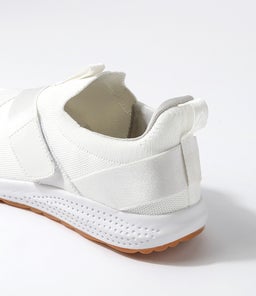 CUDDLES CF WHITE RECYCLED KNIT