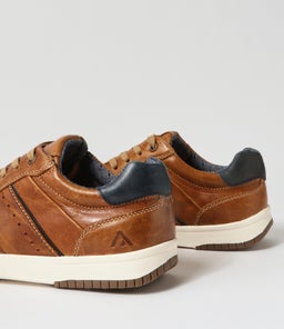 VOLT CF COGNAC PULL UP LEATHER