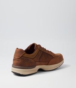 REACH CF DARK BROWN CRAZYHORSE LEATHER