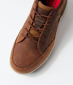 REACH CF DARK BROWN CRAZYHORSE LEATHER