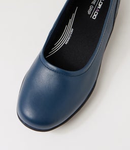 GRAND CF NAVY BLACK SOLE LEATHER