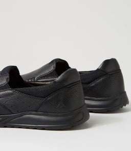 ATLANTA CF BLACK TUMBLE LEATHER