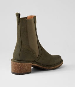ROMANIA CF DK OLIVE SUEDE