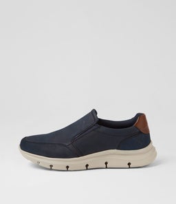 WAKE CF NAVY NUBUCK