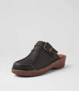 NYLA CF BLACK LEATHER