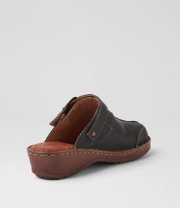 NYLA CF BLACK LEATHER