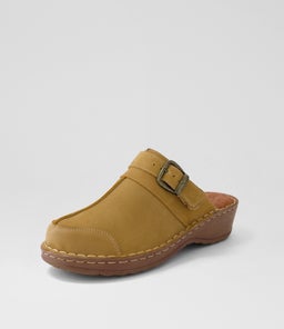 NYLA CF CINNAMON NUBUCK