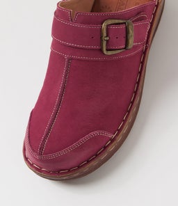 NYLA CF CRANBERRY NUBUCK