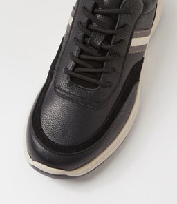 GUNSTON CF BLACK TUMBLE LEATHER