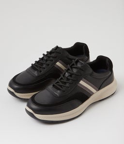 GUNSTON CF BLACK TUMBLE LEATHER