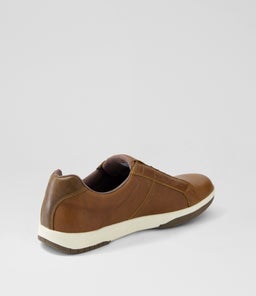 VIYO CF COGNAC PULL UP LEATHER