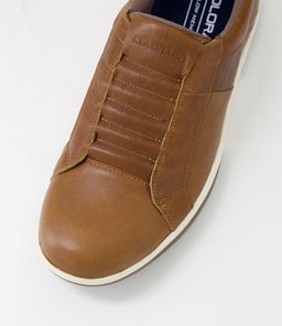 VIYO CF COGNAC PULL UP LEATHER