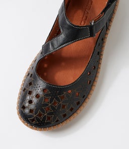 MOLLY CF BLACK LEATHER