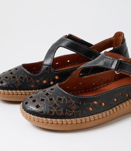 MOLLY CF BLACK LEATHER