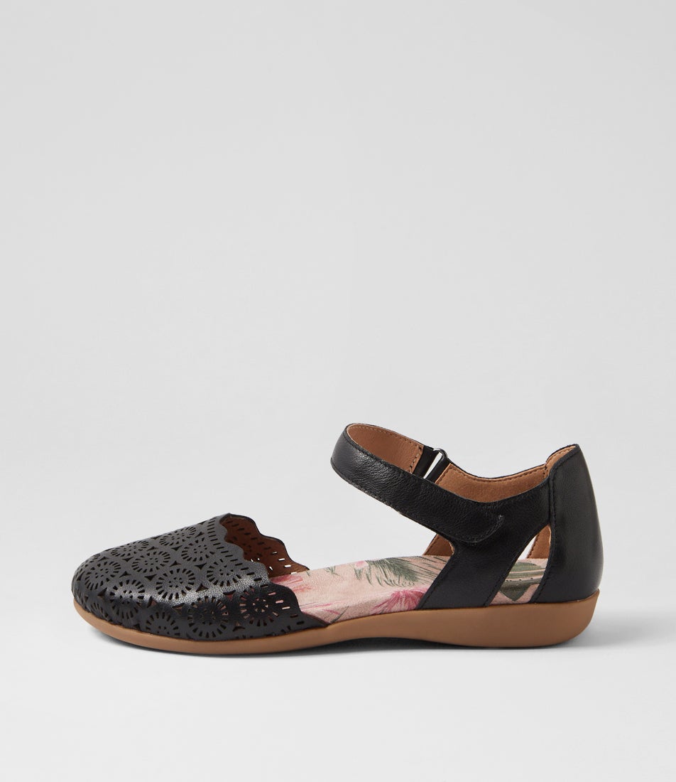 Charlee Black Leather Flat Shoes Charlee Black Leather Flat Shoes