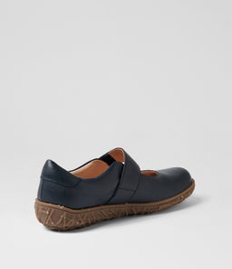 VIERA CF NAVY LEATHER
