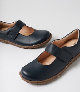 VIERA CF NAVY LEATHER
