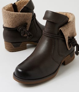 INEZ CF CHOC LEATHER