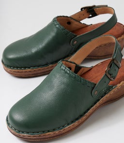 NOLANA CF FOREST LEATHER