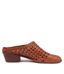 DELORA TAN LEATHER