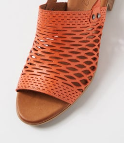CAPRIS DF TANGERINE LEATHER
