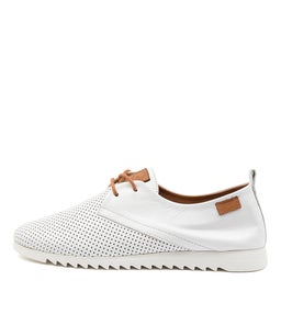 PATTY DF WHITE LEATHER