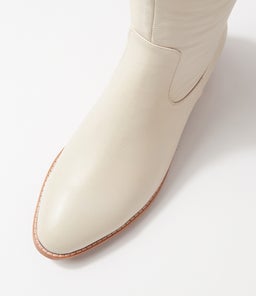 GIDDY DF OATMILK LEATHER