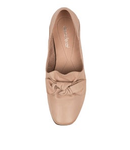 TARRY DF DK NUDE LEATHER