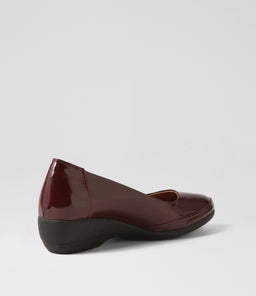 GEANIZE DF BURGUNDY PATENT LEATHER