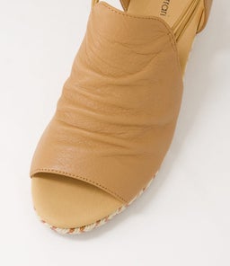 HLENSIA DF LT TAN MULTI ROPE LEATHER