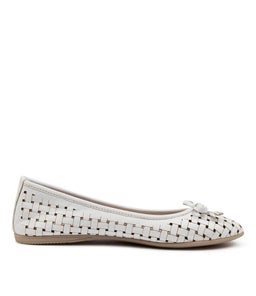 PINUP DF WHITE LEATHER