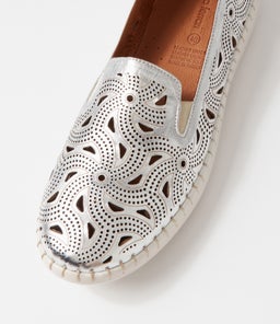 CATHERINE DF SILVER LEATHER