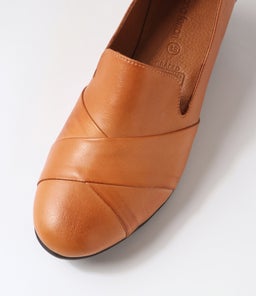 GRACED DF TAN LEATHER