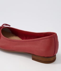 TESS DF BURGUNDY LEATHER