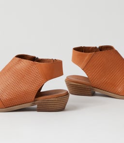 BILI DF TAN LEATHER