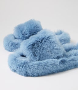 SNOOZE DF DUSTY BLUE FAUX FUR