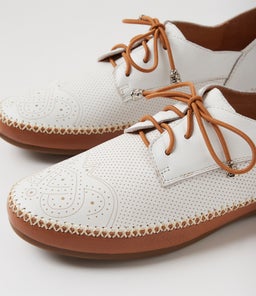 ERRIA DF WHITE DK TAN LEATHER