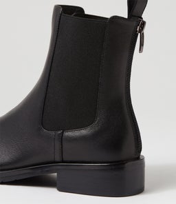 TRIUMP DF BLACK LEATHER