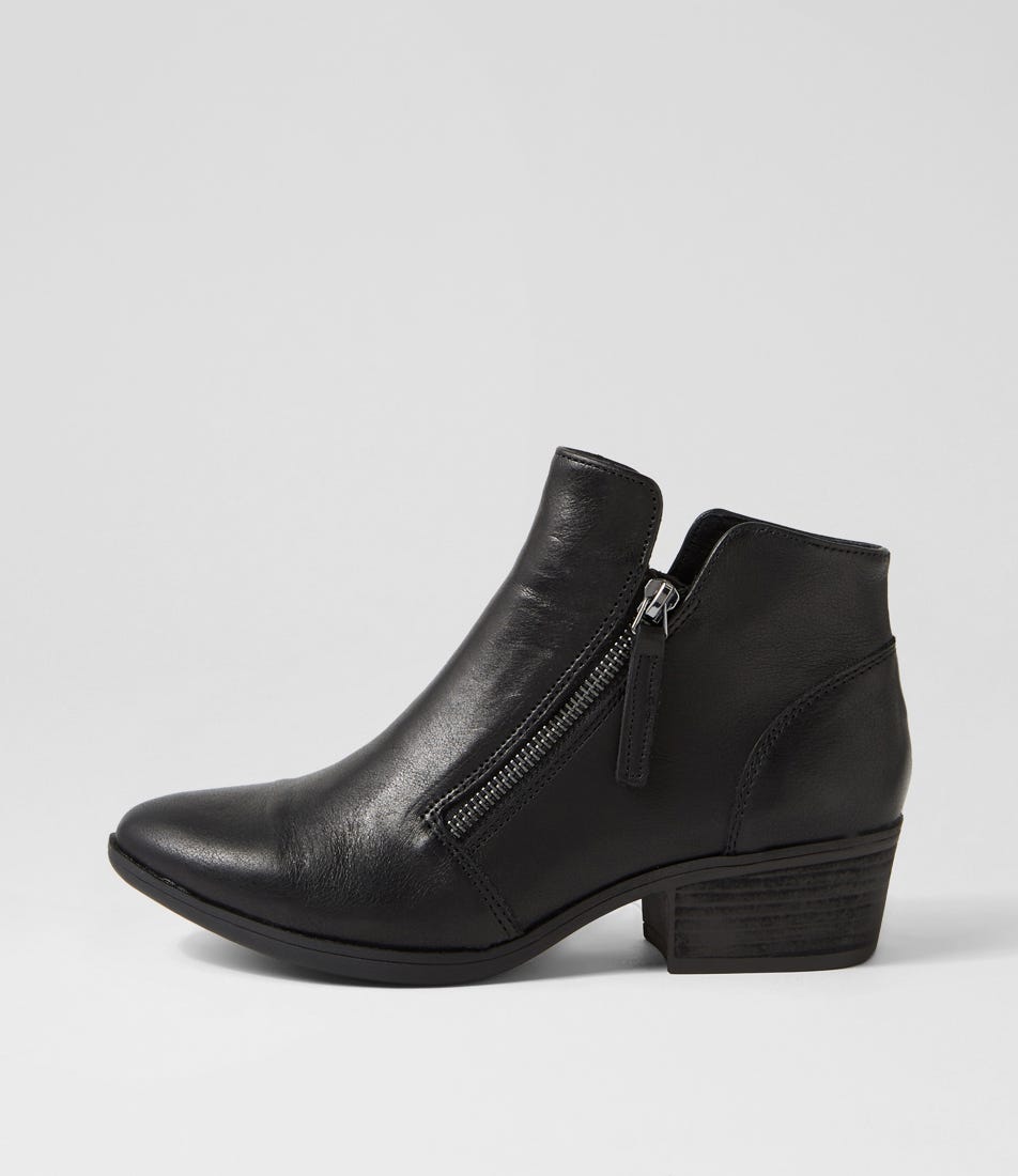 Zoner Black Leather Ankle Boots